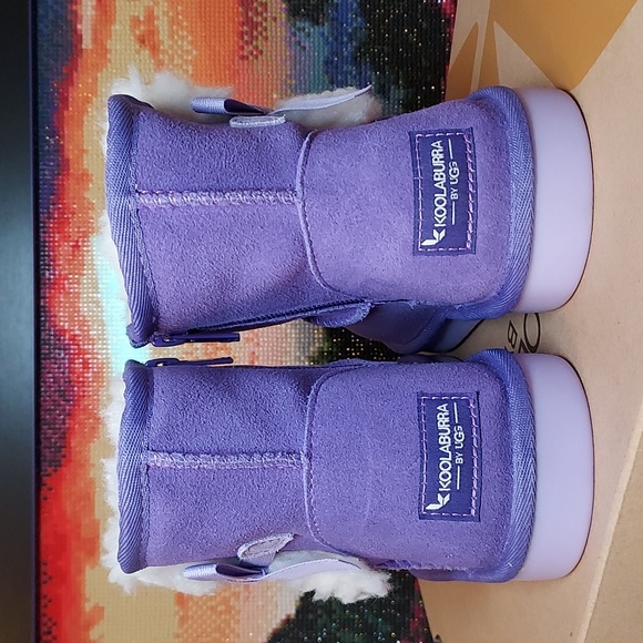 Girls Koolaburra by UGG Victoria Suede Boots - Picture 9 of 16
